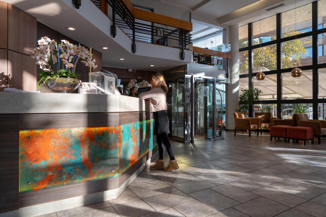 Hotel Diego De Velazquez Santiago Ngoại thất bức ảnh