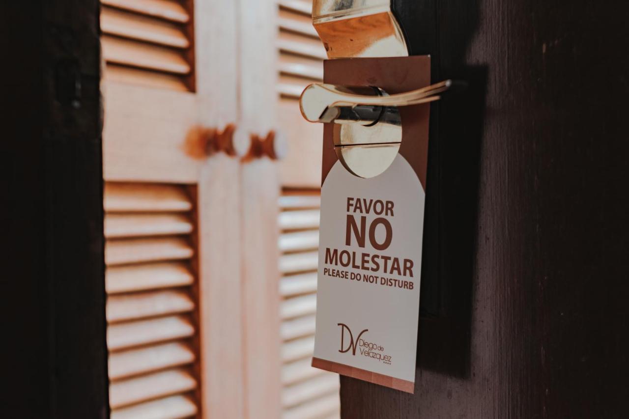 Hotel Diego De Velazquez Santiago Ngoại thất bức ảnh