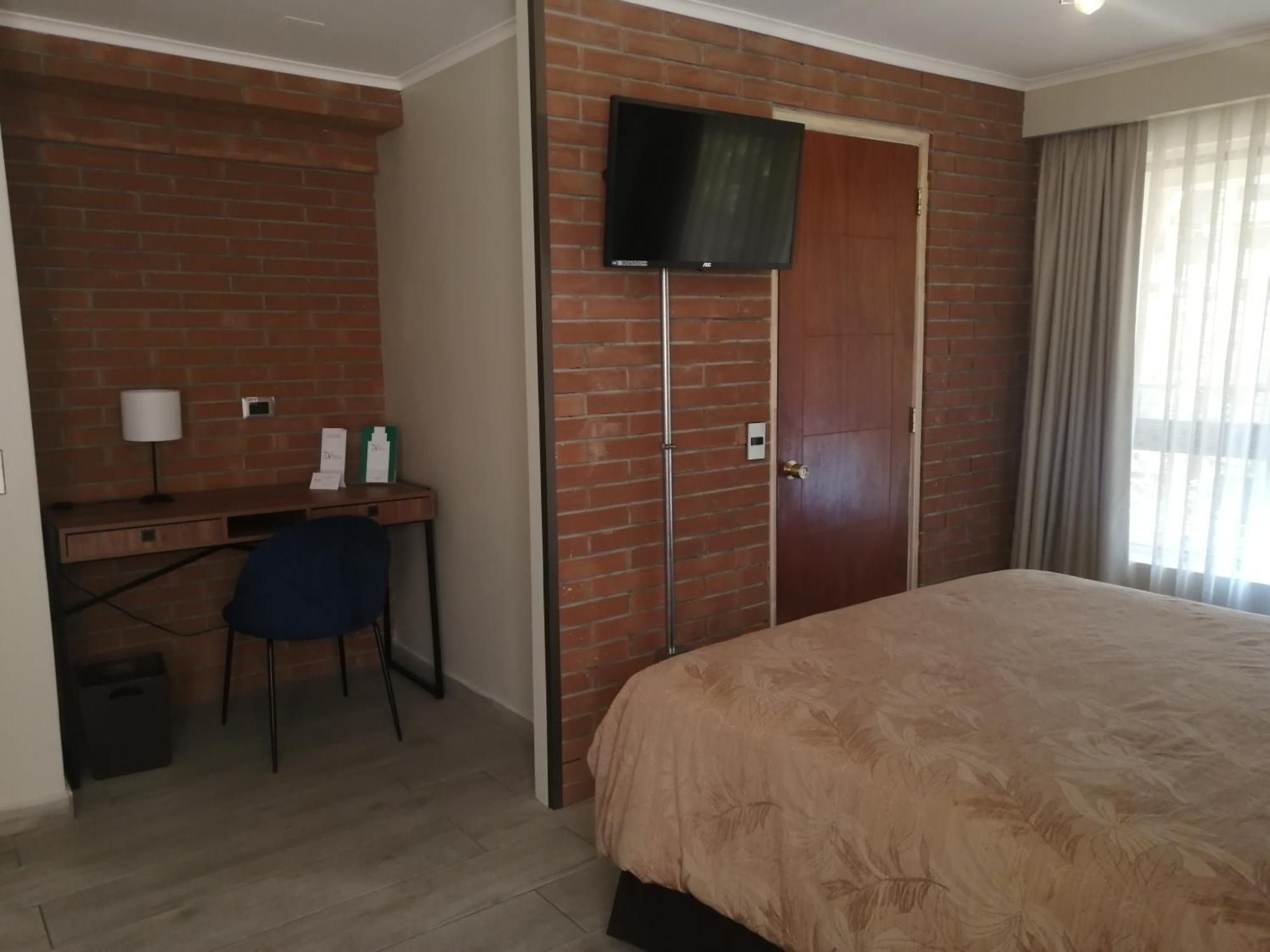 Hotel Diego De Velazquez Santiago Ngoại thất bức ảnh