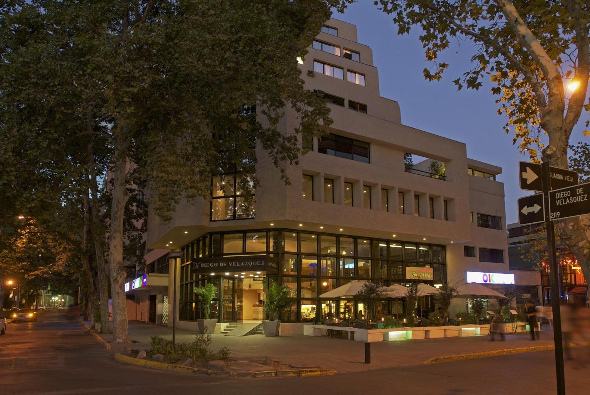Hotel Diego De Velazquez Santiago Ngoại thất bức ảnh