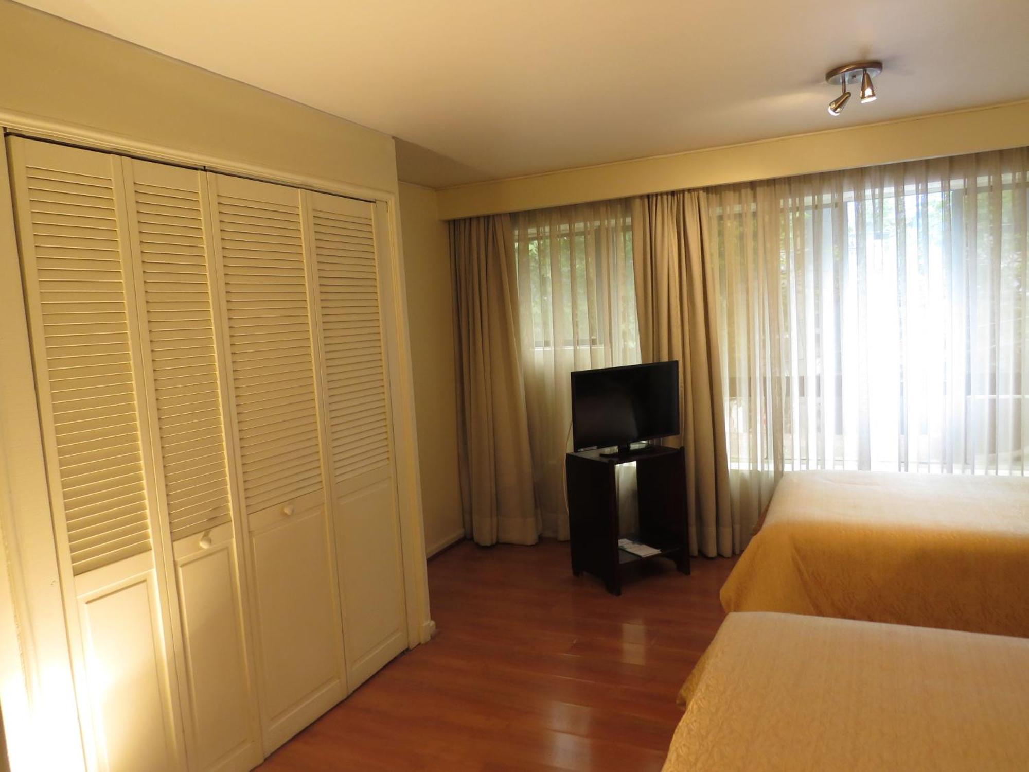 Hotel Diego De Velazquez Santiago Phòng bức ảnh