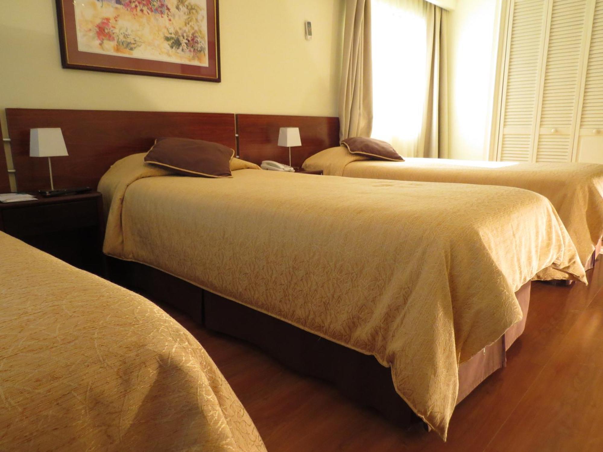 Hotel Diego De Velazquez Santiago Phòng bức ảnh
