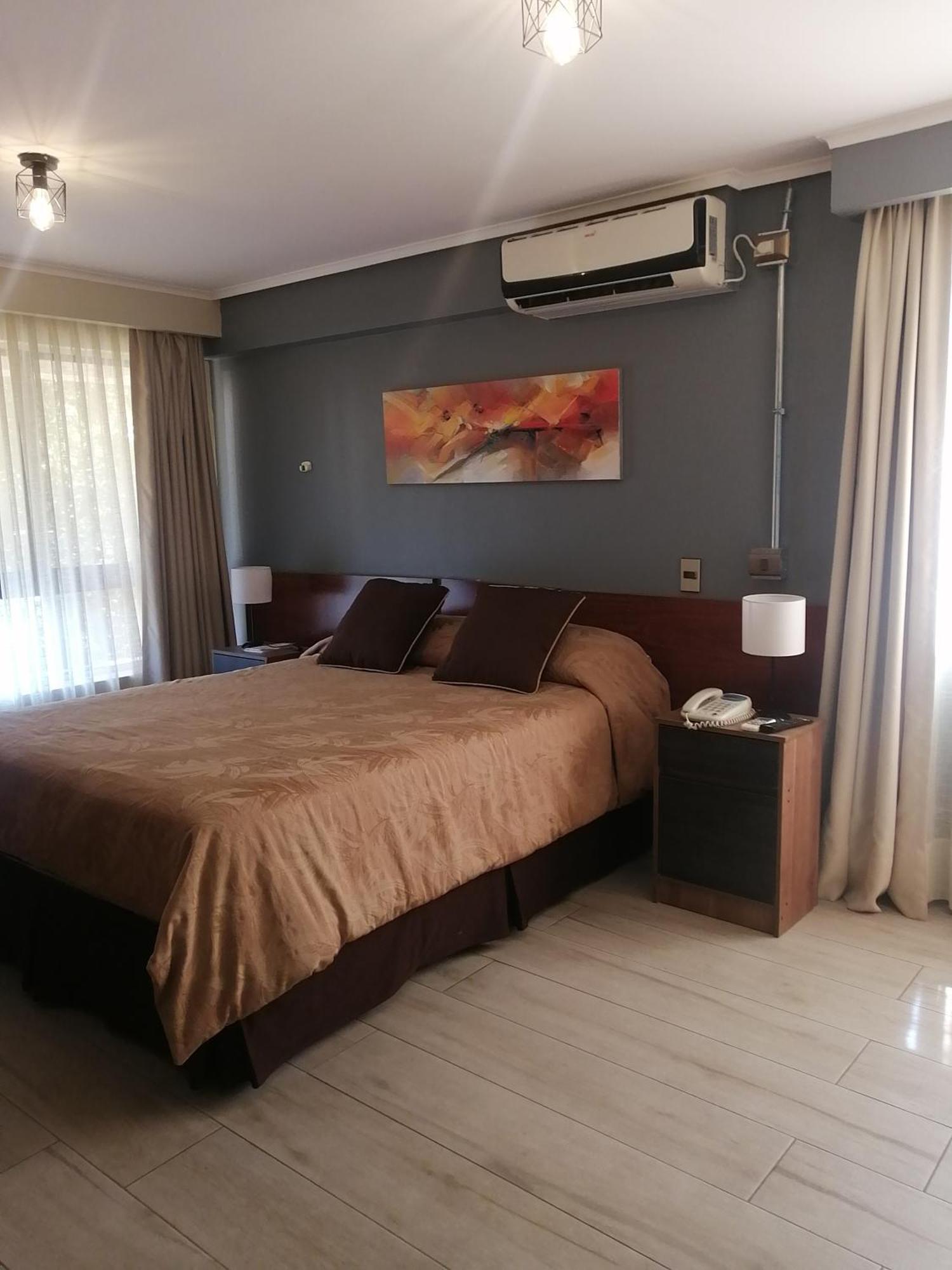 Hotel Diego De Velazquez Santiago Ngoại thất bức ảnh
